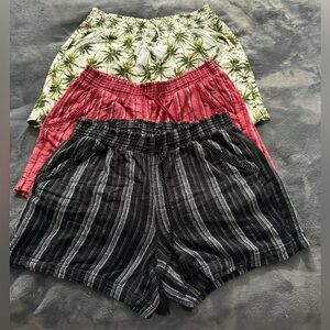 Bundle of three Linen shorts.